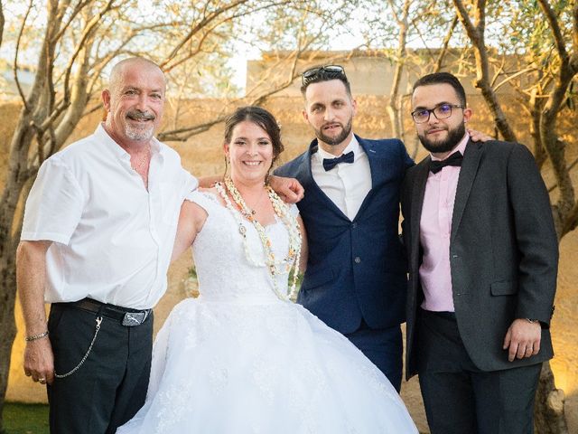 Le mariage de Bastien et Aline  à Gonfaron, Var 17