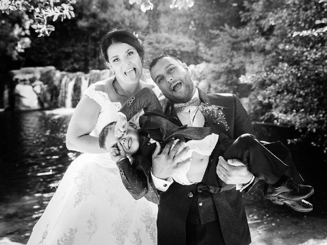Le mariage de Bastien et Aline  à Gonfaron, Var 34