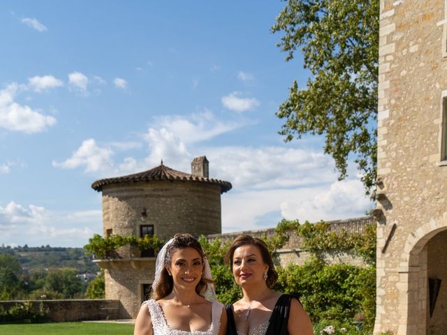 Le mariage de Charbel et Hanan à Saint-Bernard, Isère 15
