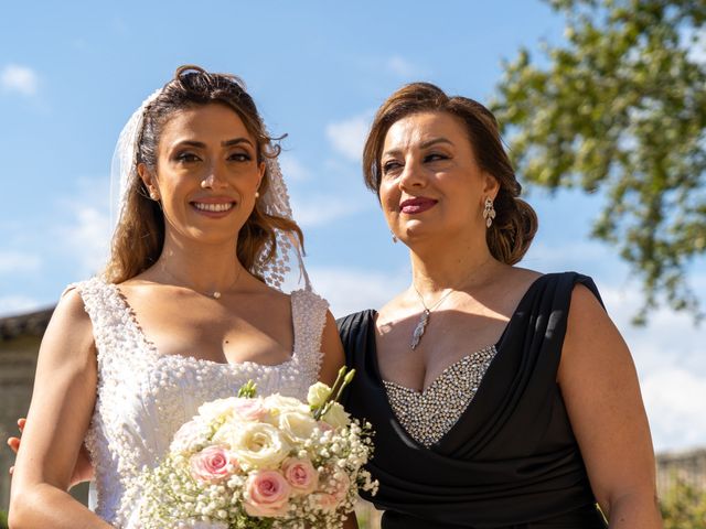 Le mariage de Charbel et Hanan à Saint-Bernard, Isère 16