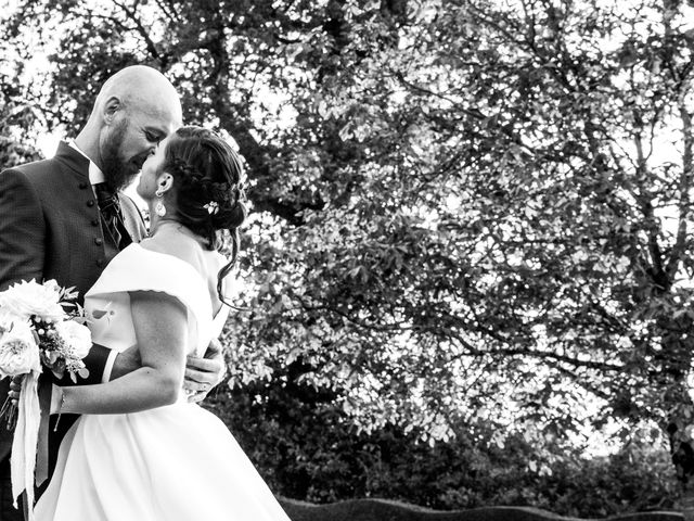 Le mariage de Julien et Emeline à La Flocellière, Vendée 9