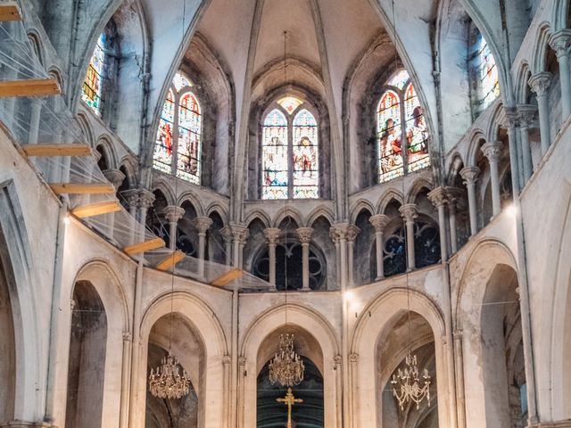 Le mariage de Loïc et Emilie à Fontain, Doubs 4