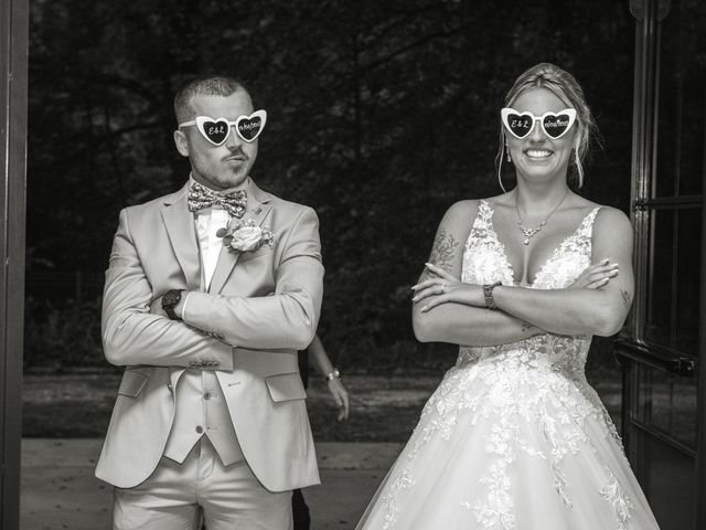 Le mariage de Loïc et Emilie à Fontain, Doubs 13