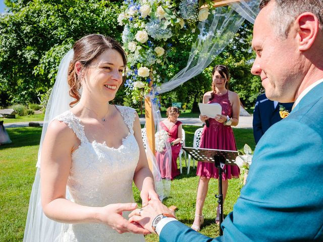 Le mariage de Olivier et Gaëlle à Tullins, Isère 25