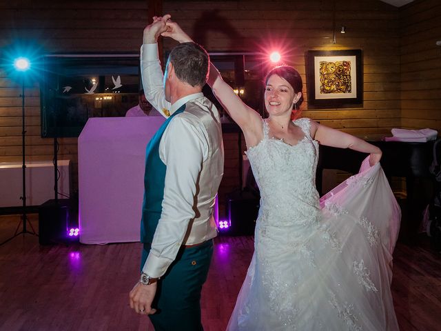 Le mariage de Olivier et Gaëlle à Tullins, Isère 44