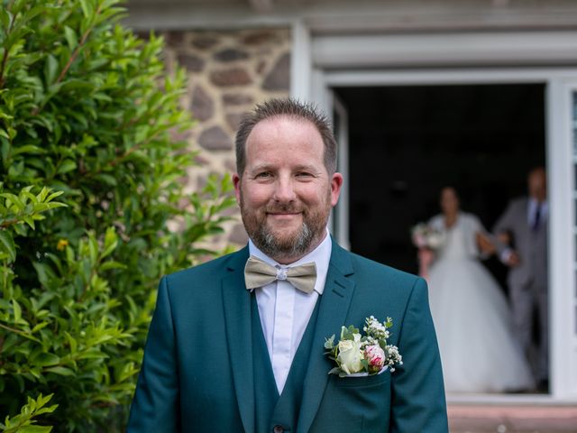 Le mariage de Aurélien et Deborah à Mansle, Charente 33