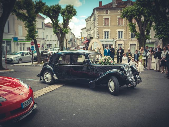 Le mariage de Aurélien et Deborah à Mansle, Charente 62