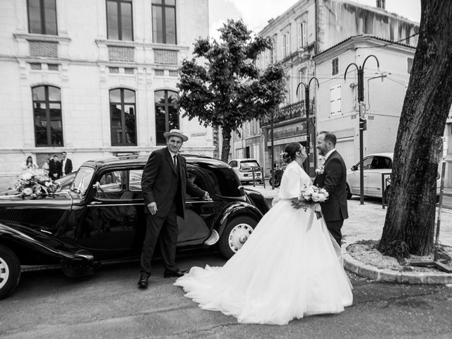 Le mariage de Aurélien et Deborah à Mansle, Charente 63