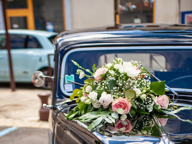 Le mariage de Aurélien et Deborah à Mansle, Charente 65