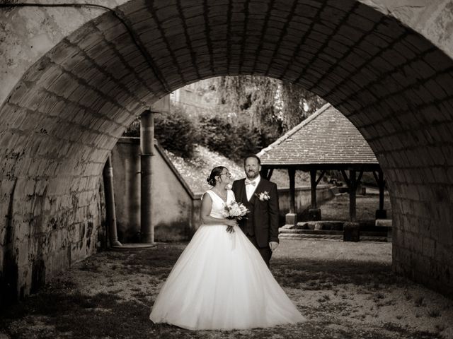 Le mariage de Aurélien et Deborah à Mansle, Charente 72