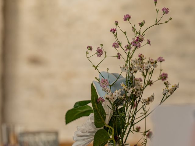 Le mariage de Julien et Mathilde à Niort, Deux-Sèvres 36