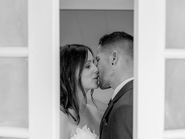 Le mariage de Julien et Mathilde à Niort, Deux-Sèvres 60