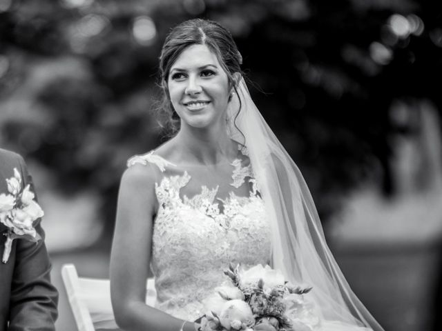 Le mariage de Vladimir et Jamila à La Chapelle-de-Guinchay, Saône et Loire 20