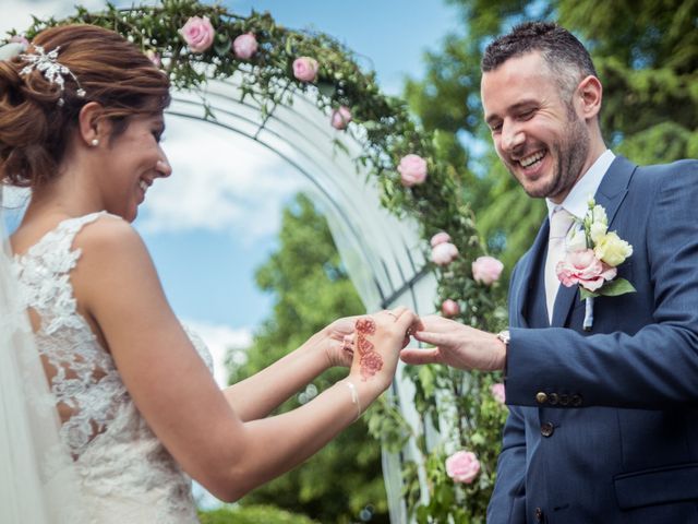 Le mariage de Vladimir et Jamila à La Chapelle-de-Guinchay, Saône et Loire 24