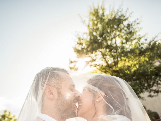 Le mariage de Vladimir et Jamila à La Chapelle-de-Guinchay, Saône et Loire 36