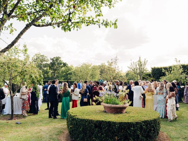 Le mariage de Olivier et Vanessa à Lisieux, Calvados 21