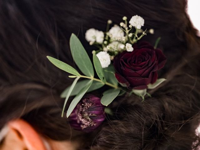 Le mariage de Julien et Tiphaine à La Couronne, Charente 6