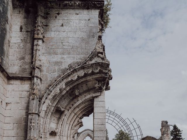 Le mariage de Julien et Tiphaine à La Couronne, Charente 1