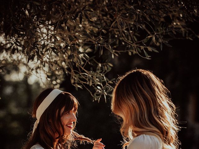 Le mariage de Mathilde et Céline à Cadenet, Vaucluse 29