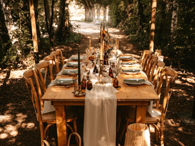 Le mariage de Mathilde et Céline à Cadenet, Vaucluse 47