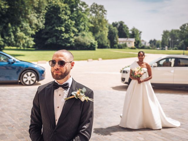 Le mariage de Cédric et Kelly  à Giremoutiers, Seine-et-Marne 12