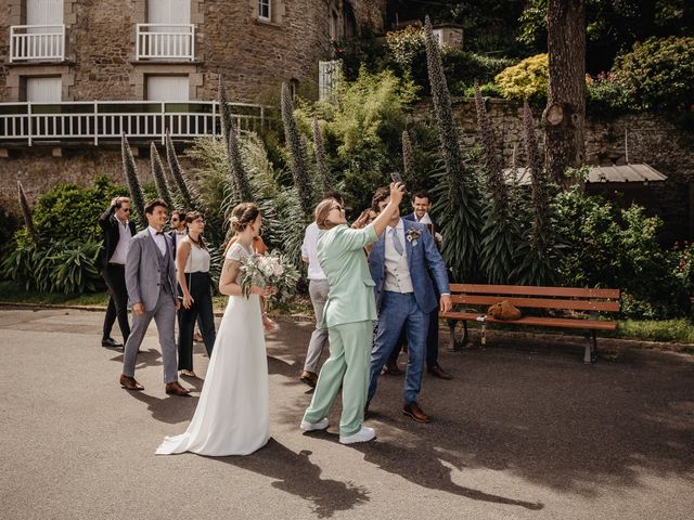 Le mariage de Brieuc et Guilaine à Dinard, Ille et Vilaine 52