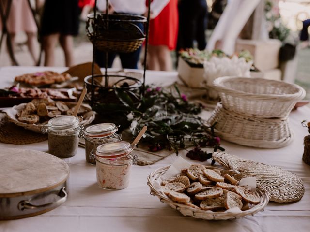 Le mariage de Thomas et Anne-laure à Mouthiers-sur-Boëme, Charente 68