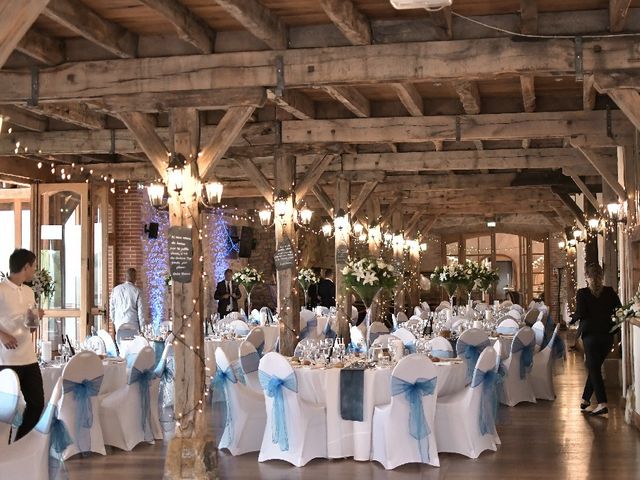 Le mariage de Alexandre et Amaelle à Terrasson-Lavilledieu, Dordogne 11