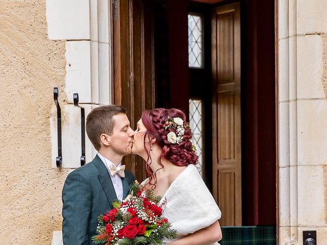 Le mariage de Damien et Laura à Aubigny-sur-Nère, Cher 19