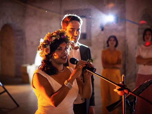 Le mariage de Antoine et Marion à Génelard, Saône et Loire 13