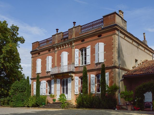 Le mariage de Max et Caroline à Verfeil, Haute-Garonne 4