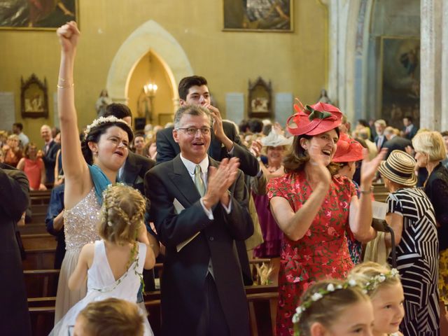 Le mariage de Max et Caroline à Verfeil, Haute-Garonne 24