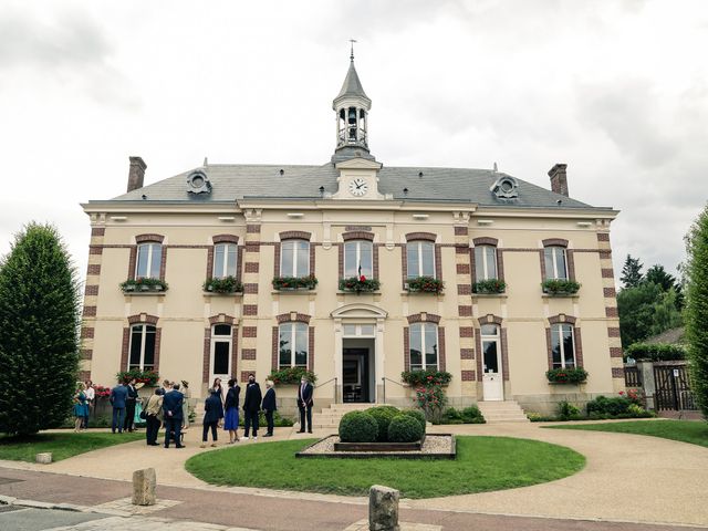 Le mariage de Nicolas et Camille à Saint-Léger-en-Yvelines, Yvelines 28