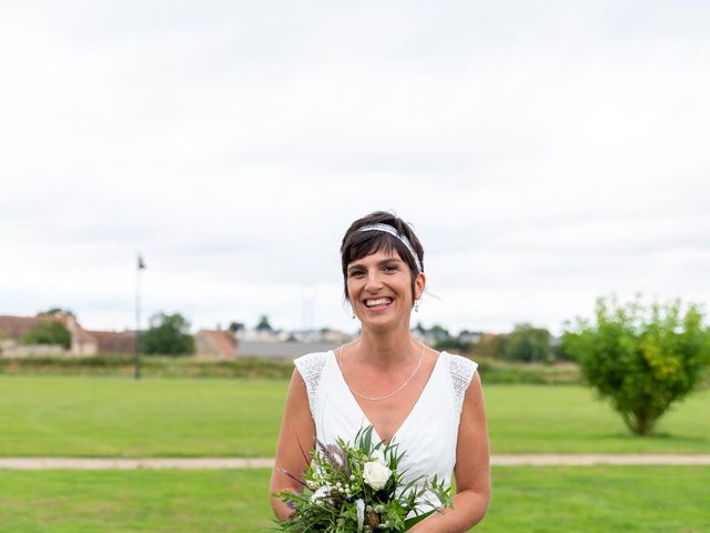 Le mariage de Nicolas et Maëva à Urville, Calvados 17