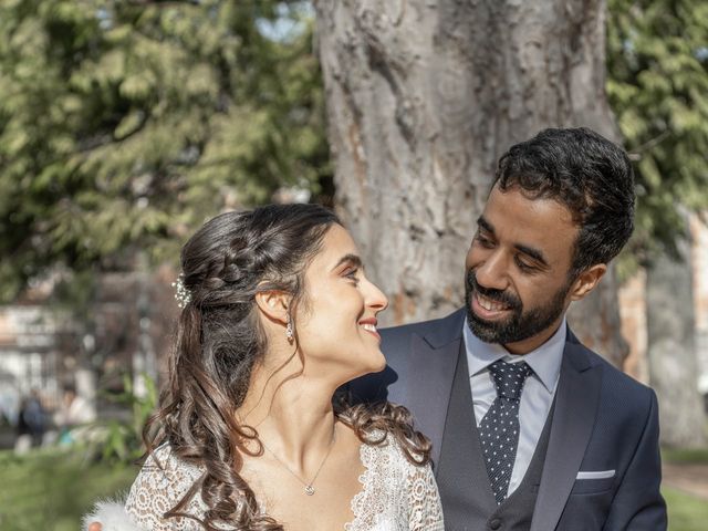 Le mariage de Abdelilah et Smahane à Orléans, Loiret 24