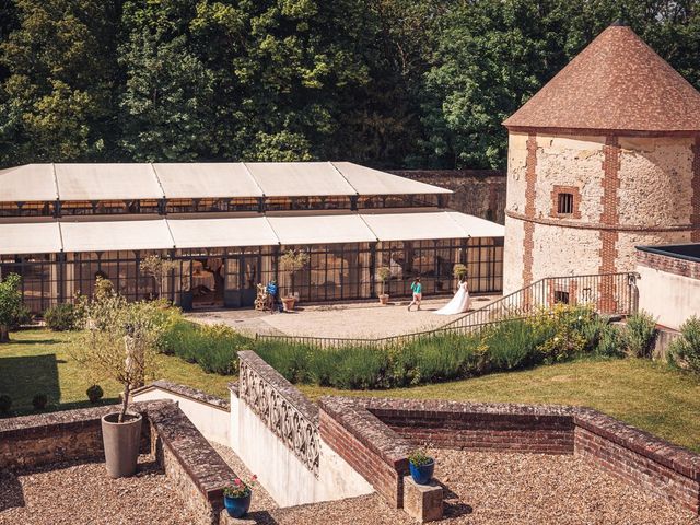 Le mariage de Doupou et Aurore à Fresneaux-Montchevreuil, Oise 22