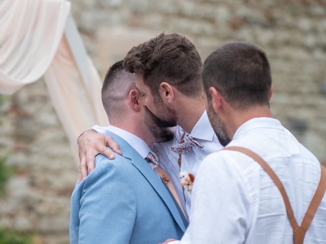 Le mariage de Baptiste et Manon à Toulon-sur-Allier, Allier 24