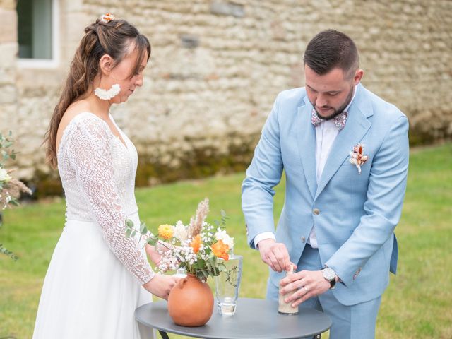 Le mariage de Baptiste et Manon à Toulon-sur-Allier, Allier 30