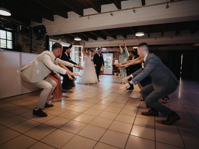 Le mariage de Nicolas et Anne-Laure à Gouesnou, Finistère 31