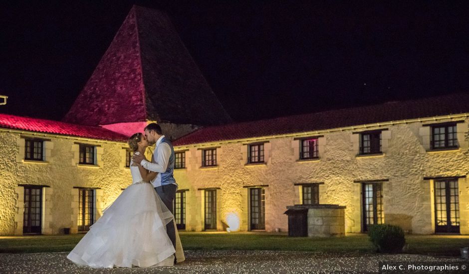 Le mariage de Sébastien et Julie à Château-l'Évêque, Dordogne