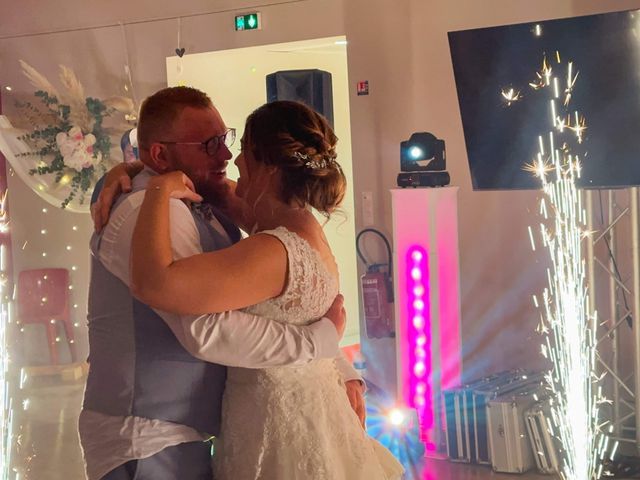Le mariage de Damien  et Catalina  à Bouville, Seine-Maritime 37