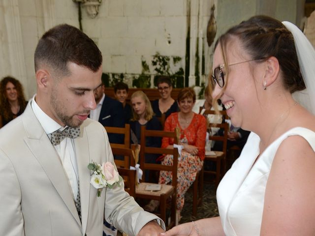 Le mariage de Anthony et Emma à Dohem, Pas-de-Calais 26
