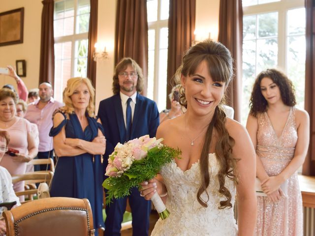 Le mariage de Florian et Armelle à Grenade, Haute-Garonne 33