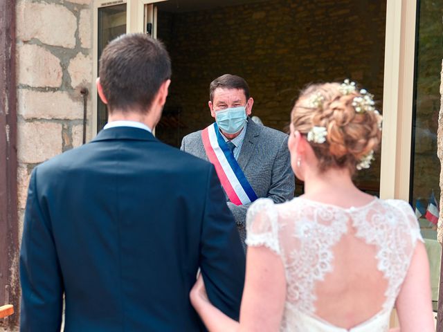 Le mariage de Thierry et Mathilde à Ancy-le-Franc, Yonne 45