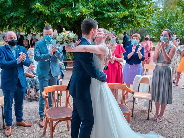 Le mariage de Thierry et Mathilde à Ancy-le-Franc, Yonne 55