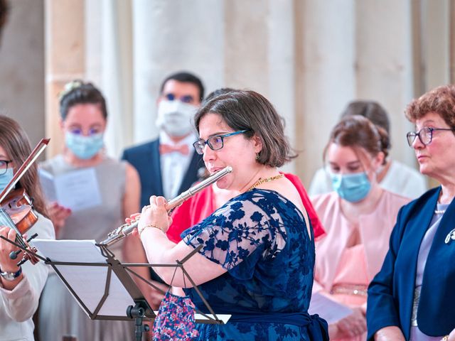 Le mariage de Thierry et Mathilde à Ancy-le-Franc, Yonne 82