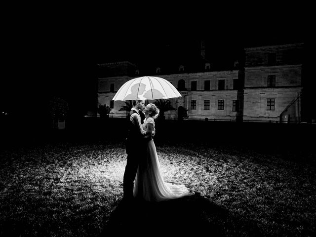 Le mariage de Thierry et Mathilde à Ancy-le-Franc, Yonne 2