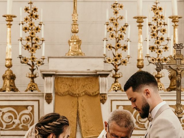 Le mariage de Emilie et Denis à Villelaure, Vaucluse 25