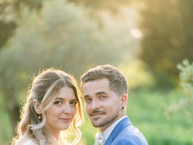 Le mariage de Nicolas et Mathilde à Brignoles, Var 10