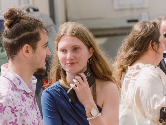 Le mariage de Alex et Zoé à Beillé, Sarthe 6